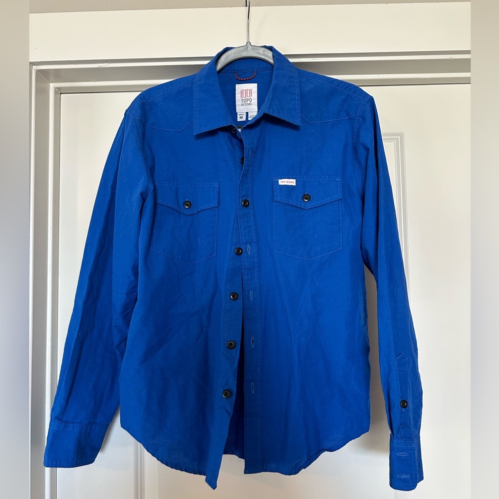 Men’s Topo Design button down work shirt size Medium. NWOT